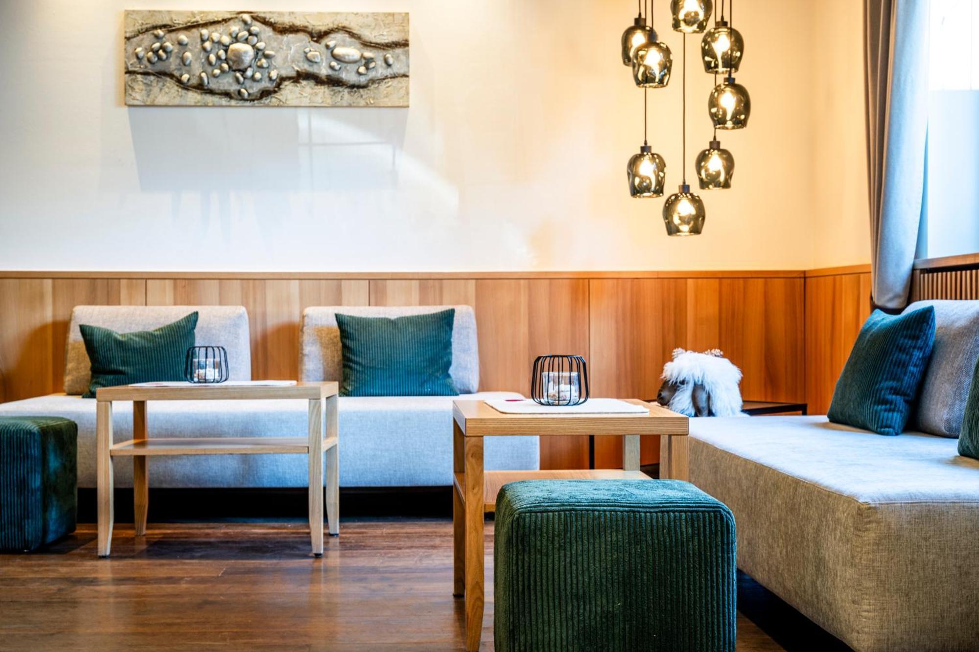 Family Hotel Posta Santa Cristina Val Gardena Luaran gambar