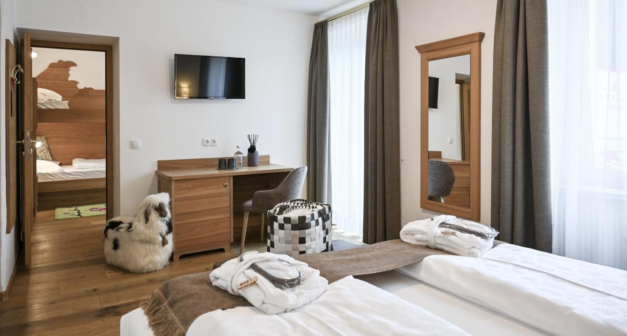 Family Hotel Posta Santa Cristina Val Gardena Luaran gambar
