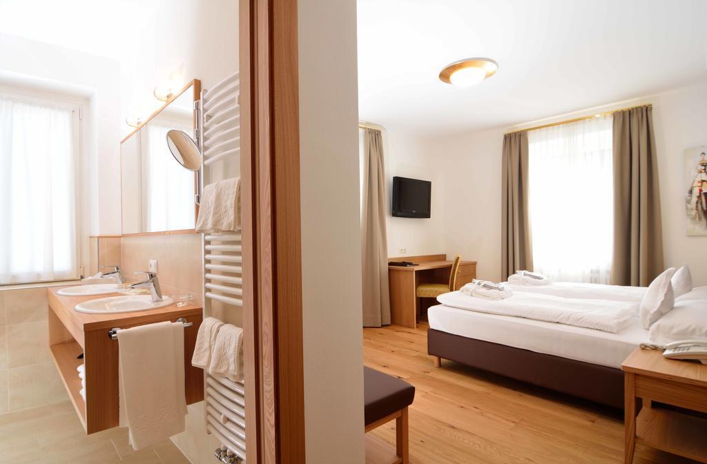 Family Hotel Posta Santa Cristina Val Gardena Luaran gambar